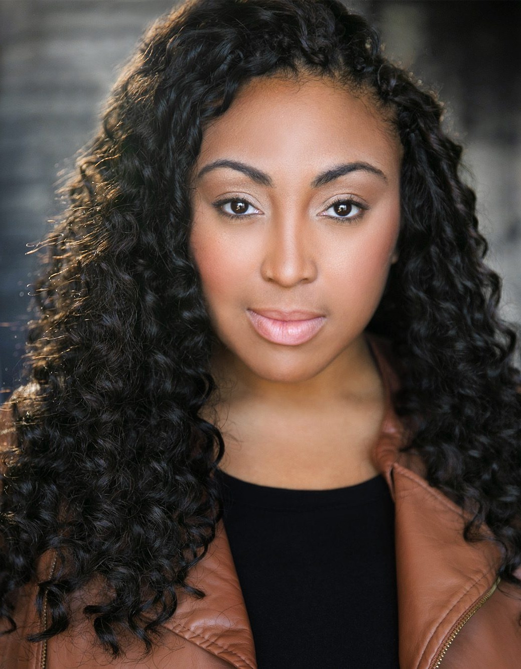 Chaneé, experienced ASL teacher and performance coach
